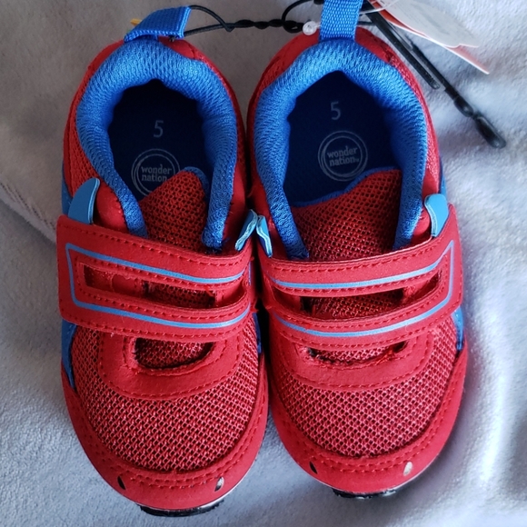 Wonder Nation Dinosaur Sneakers - Picture 2 of 8